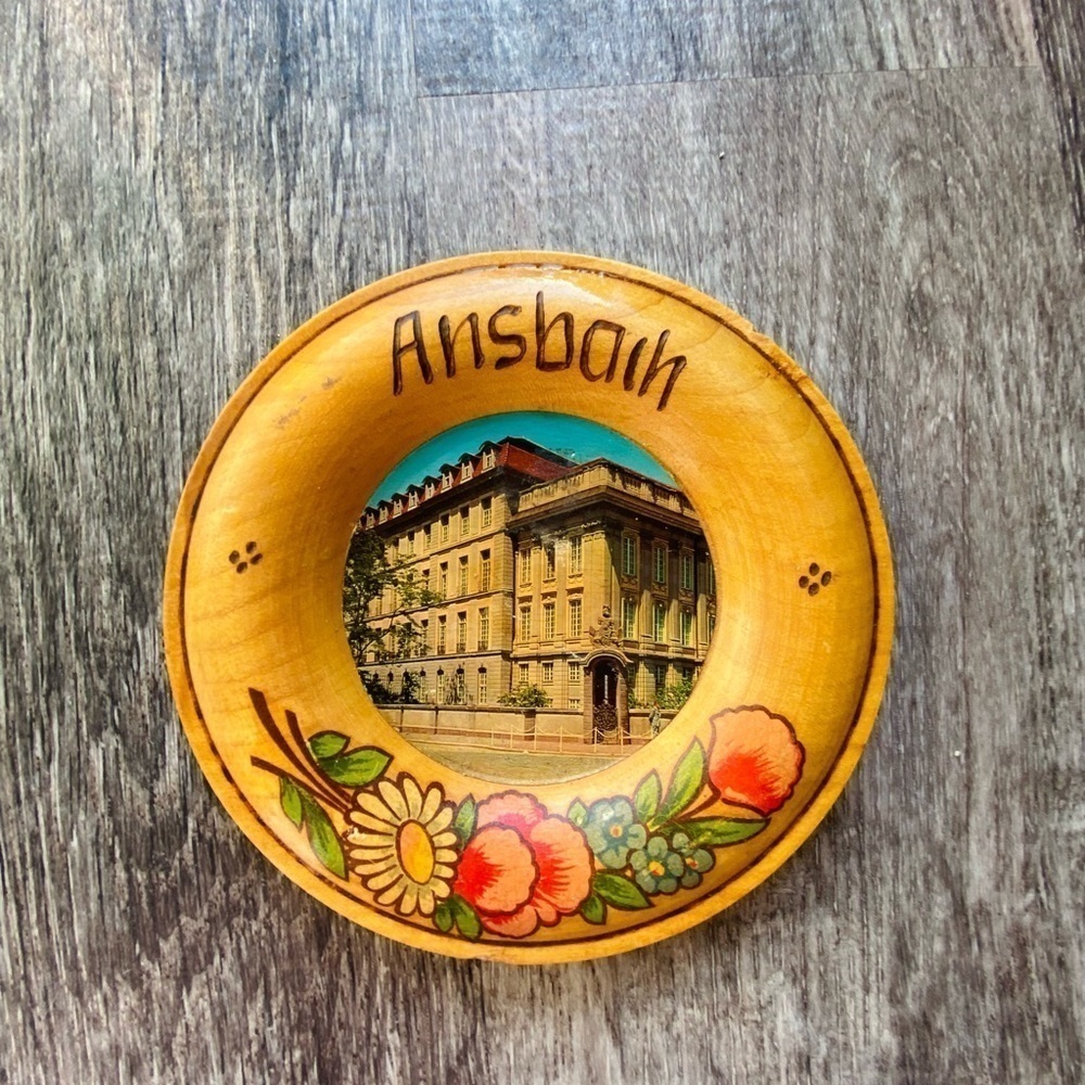 Ansbach plate hanger collectible souvenir decorations
